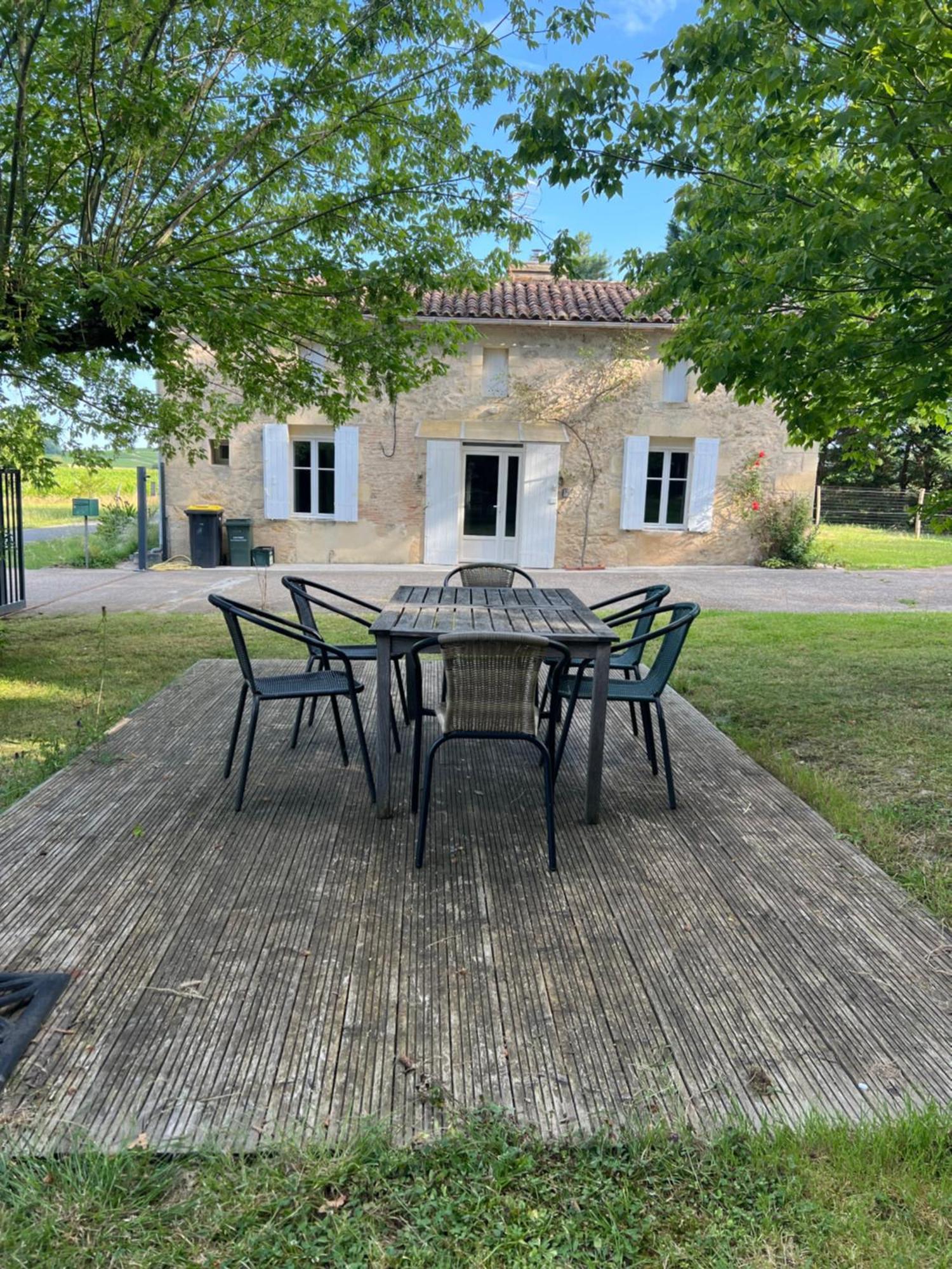 Maison De Campagne Chez Georges Saint-Sulpice-de-Pommiers Exteriör bild